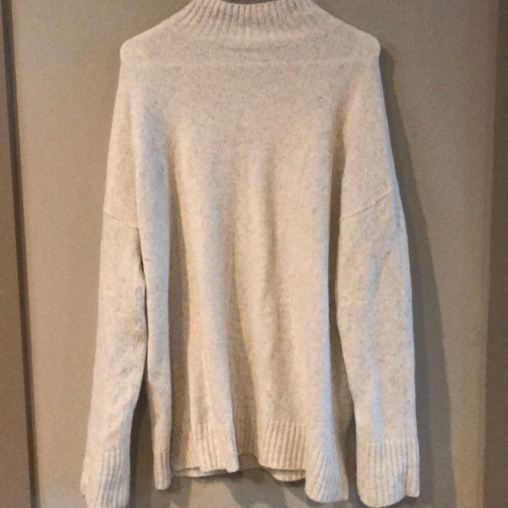 GAP Mock-Neck Sweater